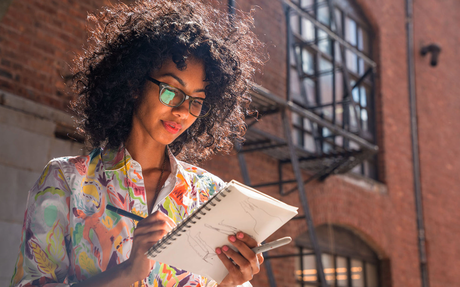 What are progressive glasses, who needs them and how do they help people see more clearly