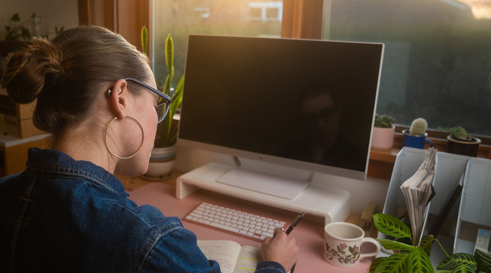 Introducing Extended Vision™ reading glasses: an innovative approach to solving an old problem