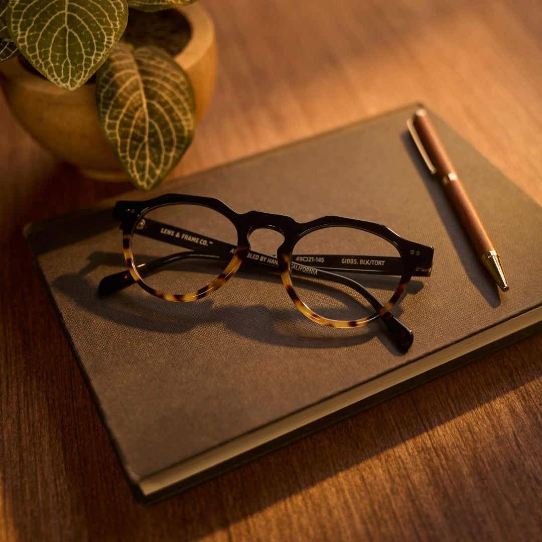 L&F Gibbs | EVinfinity Extended Vision Readers | Gloss Black / Tortoise