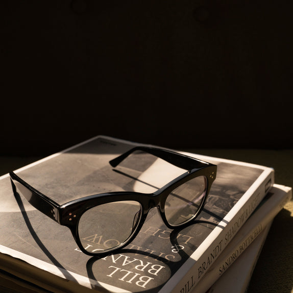 L&F &9 | Extended Vision™ Reading Glasses | Gloss Black